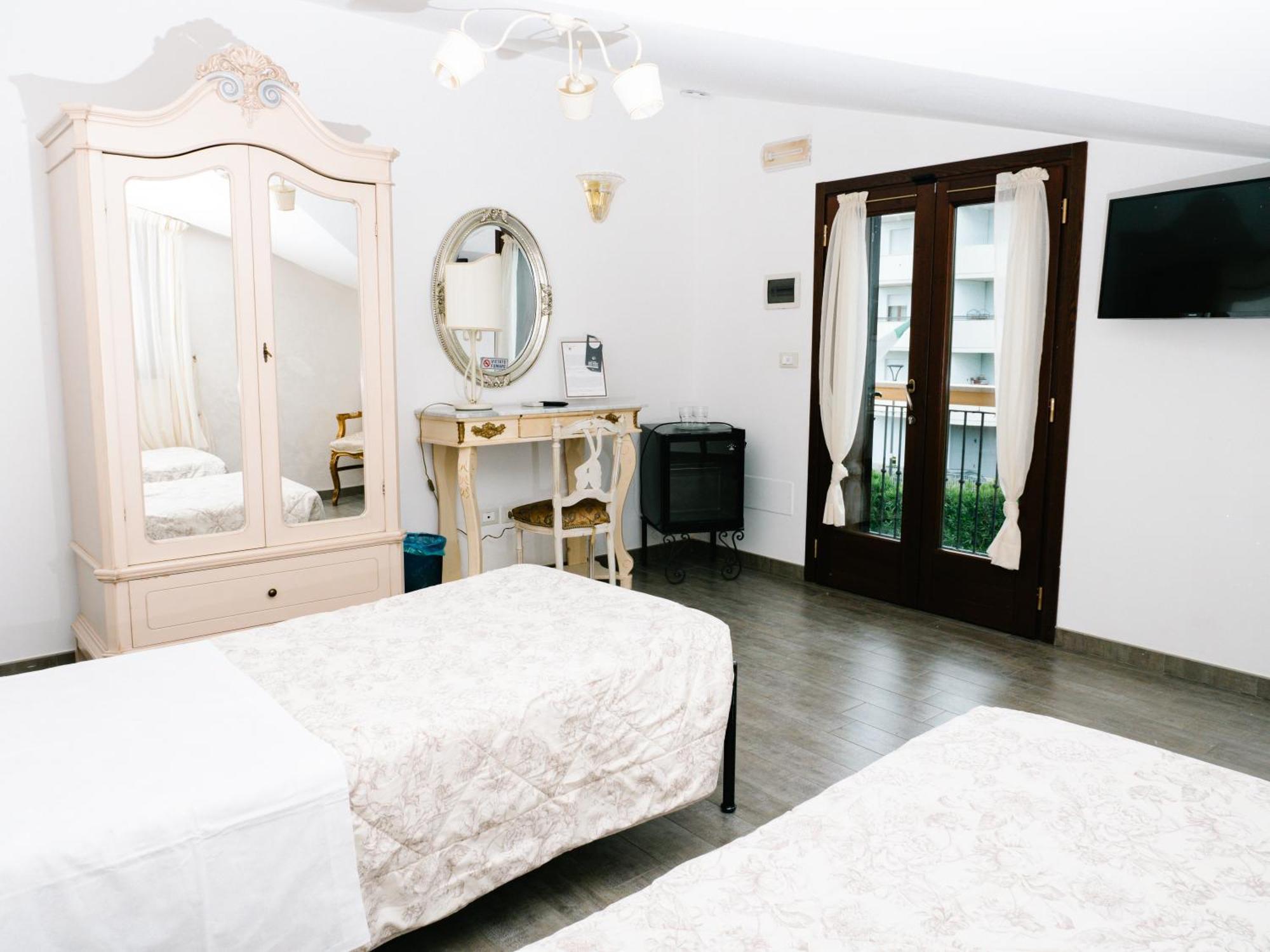 Villa Grace Tombolato Montesilvano Bagian luar foto